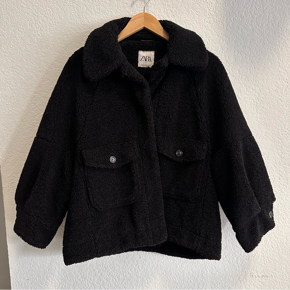 Zara Oversized Sherpa Jacket - Black - XS